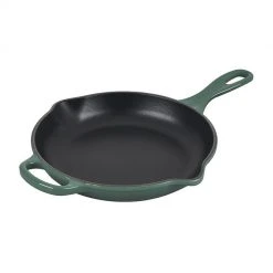 Cast Iron Le Creuset Signature Skillet - 9