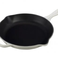 Le Creuset Signature Skillet - 10 1/4" 17 Le Creuset Signature Skillet - 10 1/4