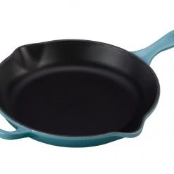 Le Creuset Signature Skillet - 10 1/4" 12 Le Creuset Signature Skillet - 10 1/4