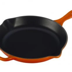 Le Creuset Signature Skillet - 10 1/4" 16 Le Creuset Signature Skillet - 10 1/4