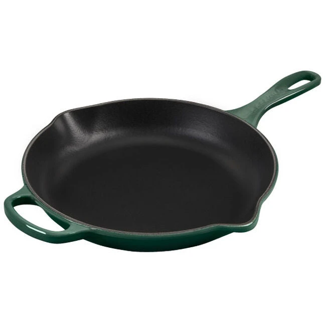 Le Creuset Signature Skillet - 10 1/4" 5 Le Creuset Signature Skillet - 10 1/4"