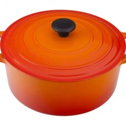 Dutch Ovens Le Creuset Round Dutch Oven 7 1/4 Qt.