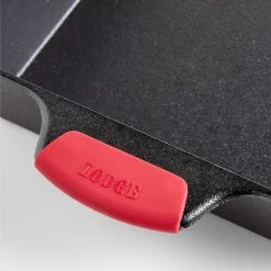 Lodge Cast Iron Lodge 9"x13" Casserole W/ Silicone Grip Frying Pans & Skillets