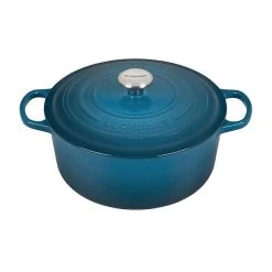 Dutch Ovens Le Creuset Round Dutch Oven 5 1/2 Qt. 20 Dutch Ovens Le Creuset Round Dutch Oven 5 1/2 Qt.