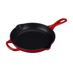 Cast Iron Le Creuset Signature Skillet - 9