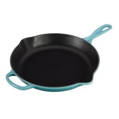 Le Creuset Signature Skillet - 11 3/4